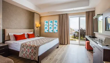 Aria Claros Beach and Spa Resort