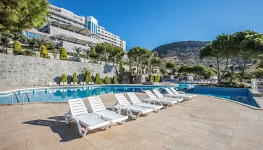 Aria Claros Beach and Spa Resort