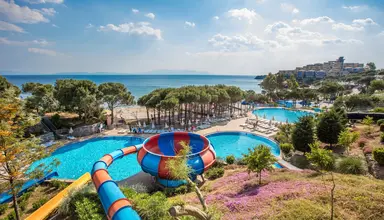 Aria Claros Beach and Spa Resort