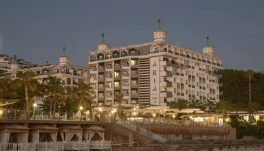 Aria Resort & Spa