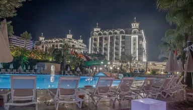 Aria Resort & Spa