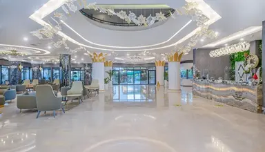 Aria Resort & Spa