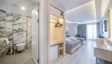 Aria Resort & Spa