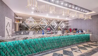 Aria Resort & Spa