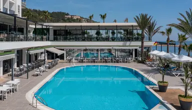 Aria Resort & Spa