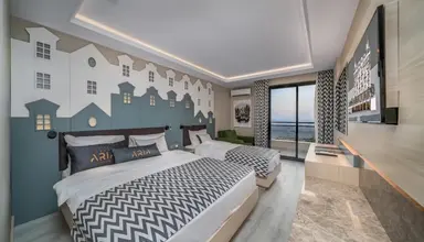 Aria Resort & Spa