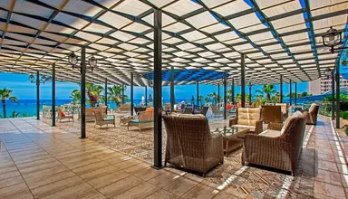 Aria Resort & Spa