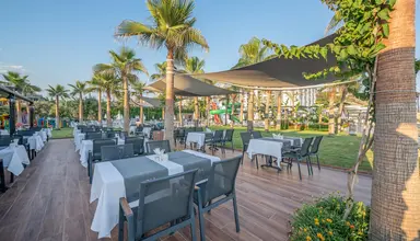 Aria Resort & Spa