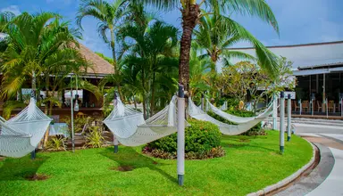 Arinara Bangtao Beach Resort