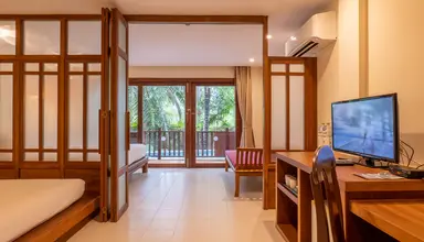 Arinara Bangtao Beach Resort