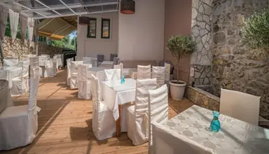 Arion Resort