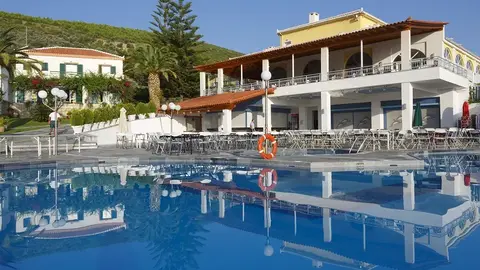 Hotel Arion (Samos)