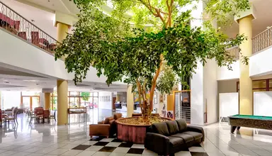 Aristoteles Holiday Resort & Spa