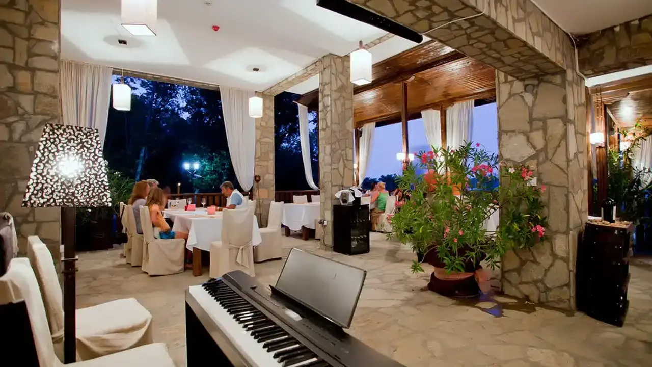 Arkutino Resort