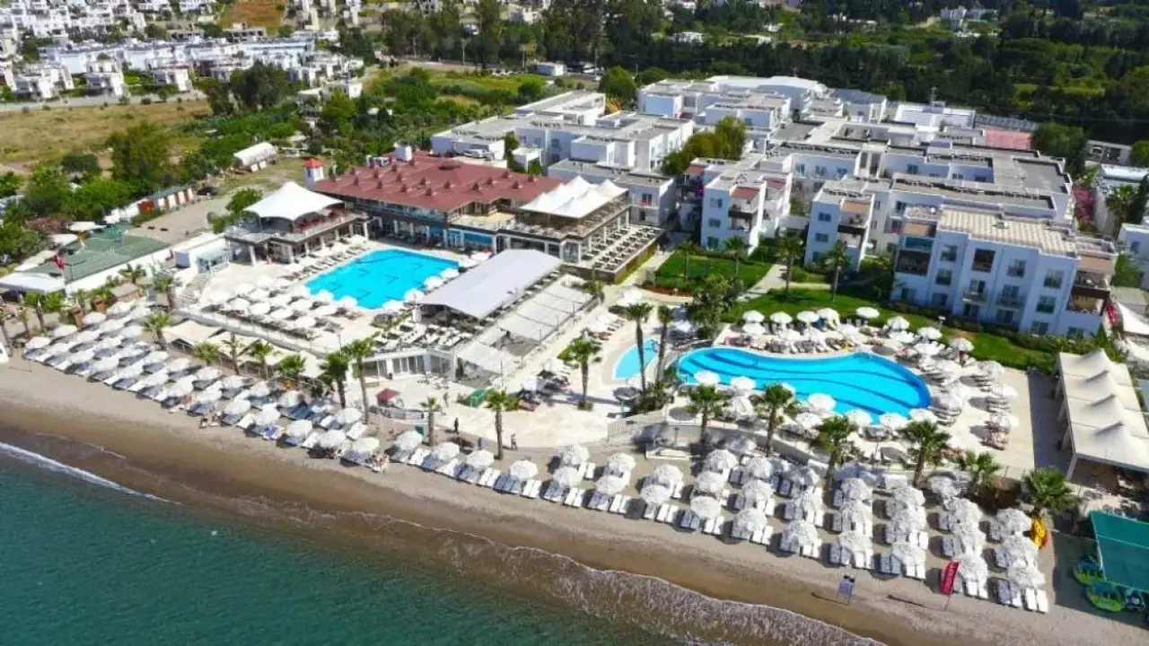 Armonia Holiday Village