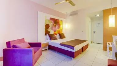 Armonia Holiday Village