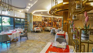Arnor De Luxe & Spa