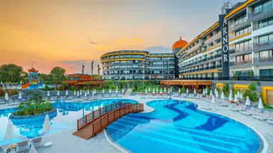 Arnor De Luxe & Spa