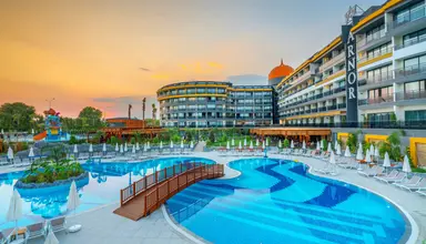 Arnor De Luxe & Spa