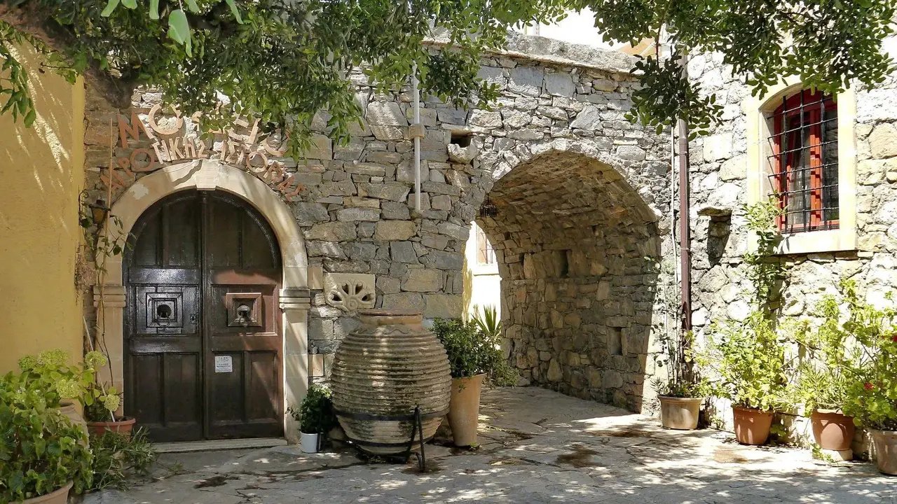 Arolithos Traditional Cretan Village
