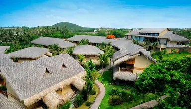 Aroma Beach Resort and Spa