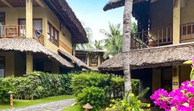 Aroma Beach Resort and Spa