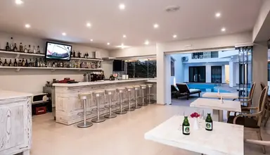 Artemis Apartments