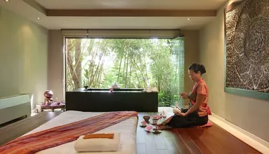 Asia Gardens Thai Spa a Royal Hideaway