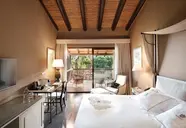 Asia Gardens Thai Spa a Royal Hideaway