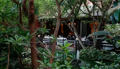 Asia Gardens Thai Spa a Royal Hideaway