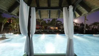 Asia Gardens Thai Spa a Royal Hideaway