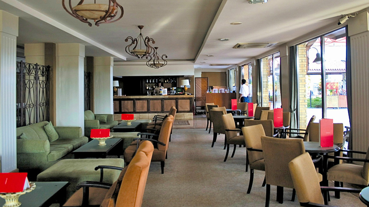 Aska Costa Holiday Club
