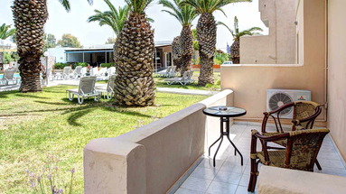 Aslanis Village