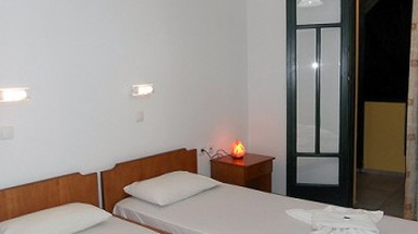 Aspri Petra