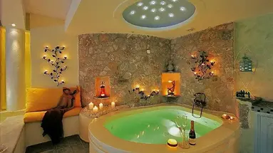 Astarte Suites