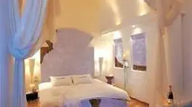 Astarte Suites