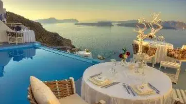 Astarte Suites