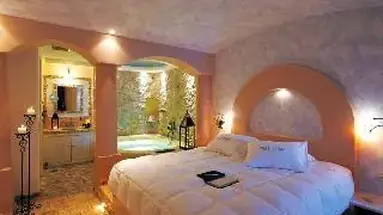 Astarte Suites