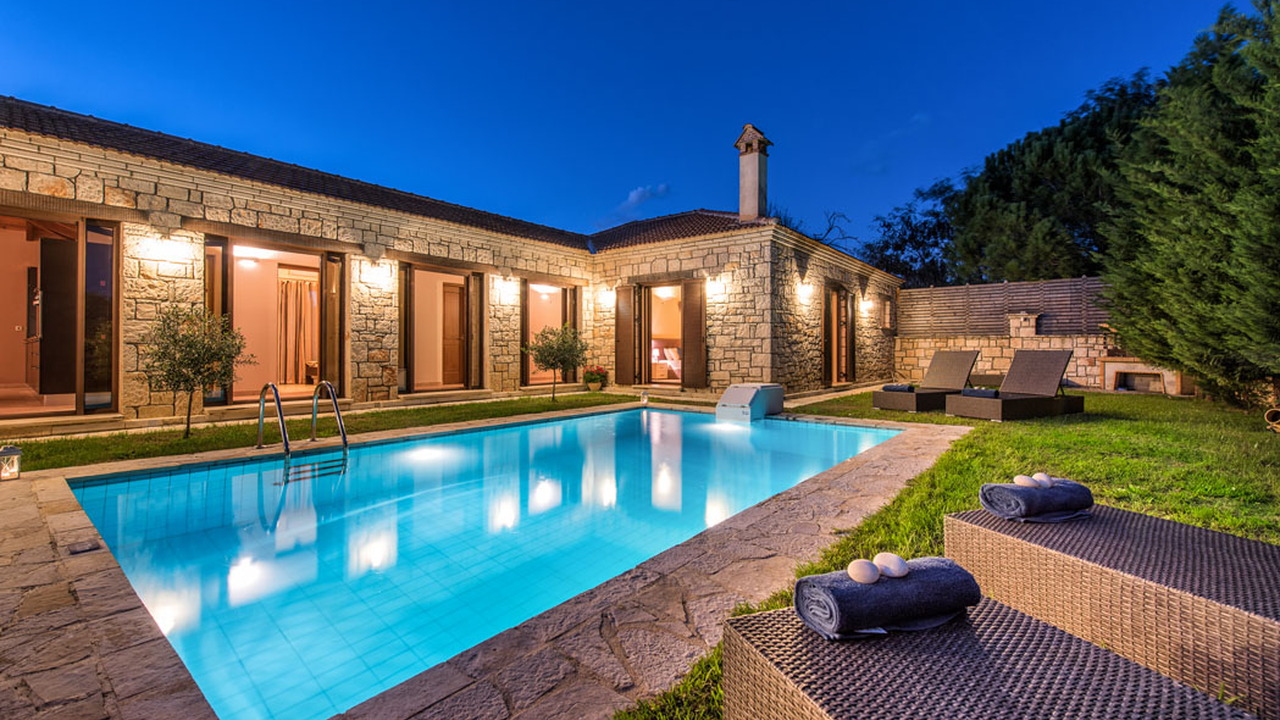 Astarte Villas