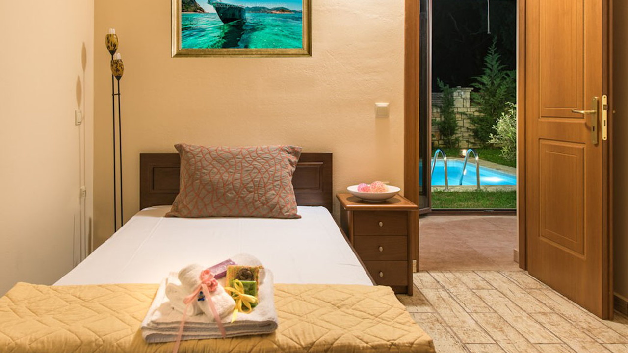 Astarte Villas