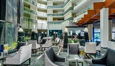 Aston Panorama