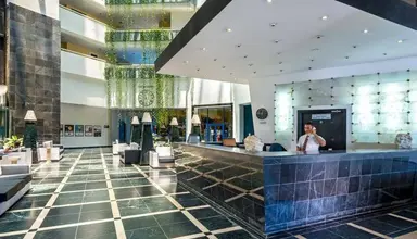 Aston Panorama