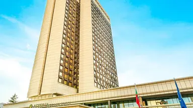 Astoria Grand