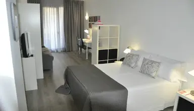 Atenea Calabria