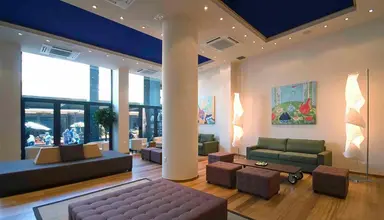 Athens Center Square