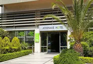 Athinais