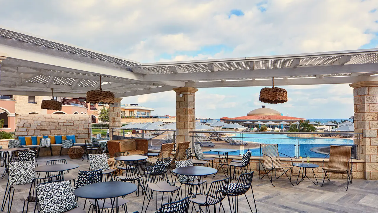 Atlantica Caldera Palace Resort & Spa