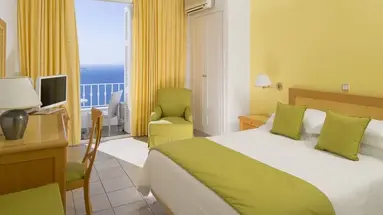 Atlantis (Santorini)