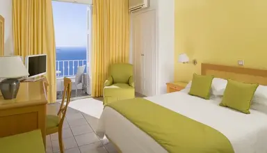Atlantis (Santorini)