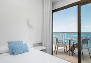 Atolon & Kaafu Beach Club